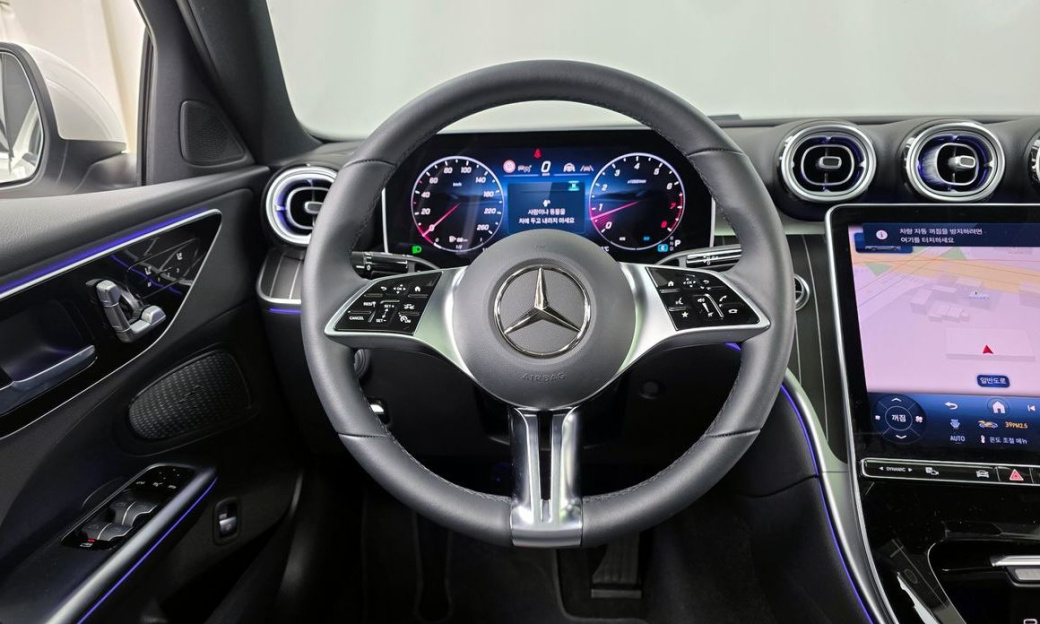 Mercedes-Benz C-Class C200 Avantgarde, 2025