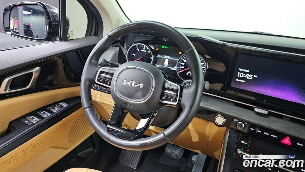 Kia Carnival 9-Seater Prestige, 2023