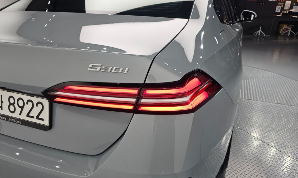 BMW 5-Series 530i xDrive M Sport, 2025