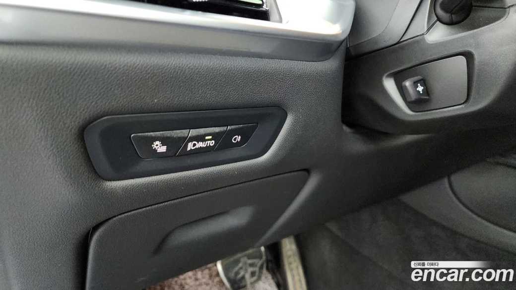 BMW X6 xDrive40i M Sport, 2025