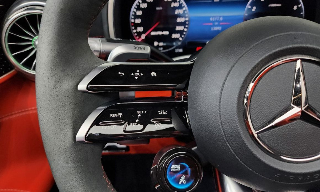 Mercedes-Benz SL-Class AMG SL63 4MATIC+ Performance, 2023