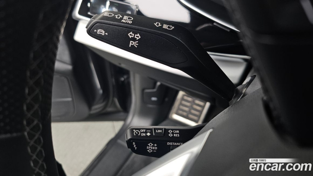 Audi Q8 55 TFSI Quattro Premium, 2023