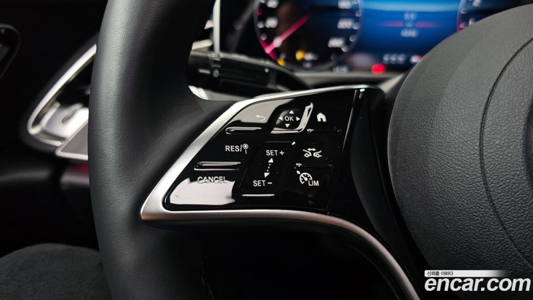 Mercedes-Benz E-Class E200 Avantgarde, 2025