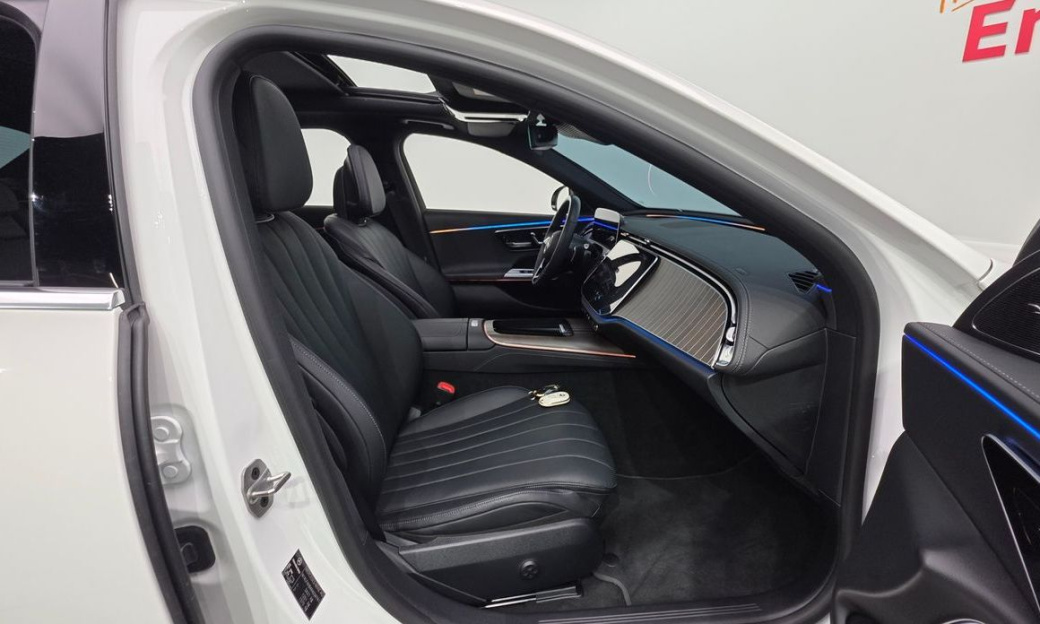 Mercedes-Benz E-Class E300 4MATIC Exclusive, 2024