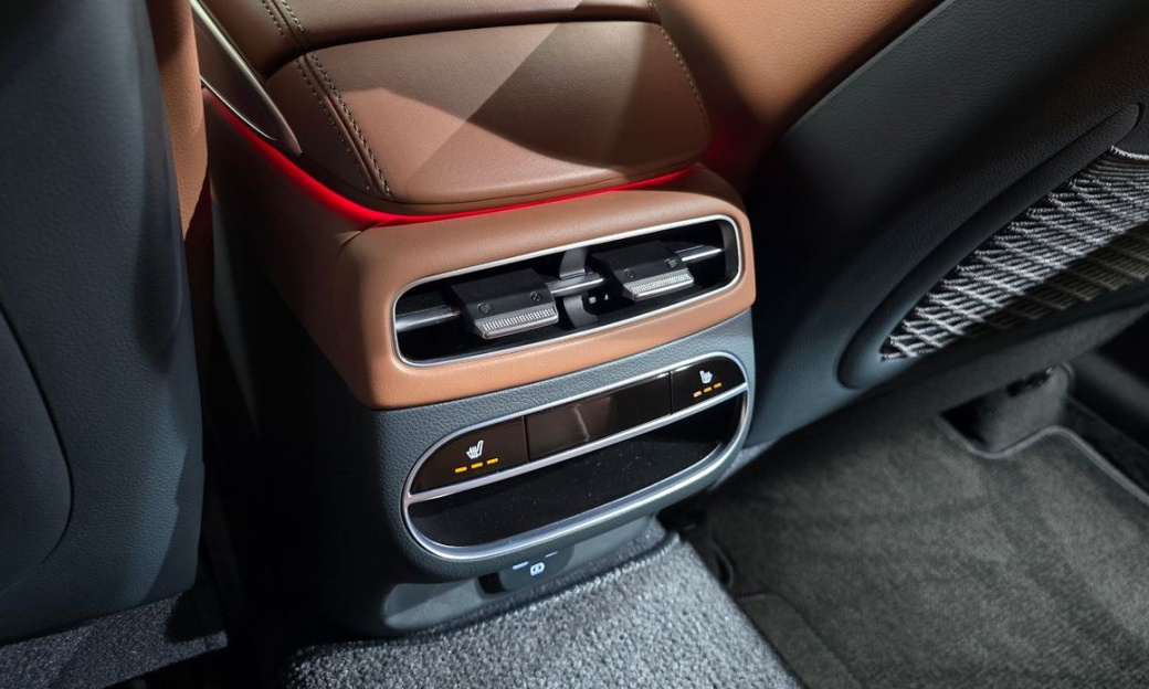 Genesis GV70 2.5T Gasoline 2WD, 2023
