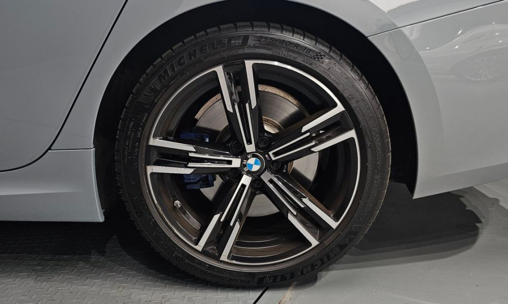 BMW 3-Series 320i M Sport, 2024