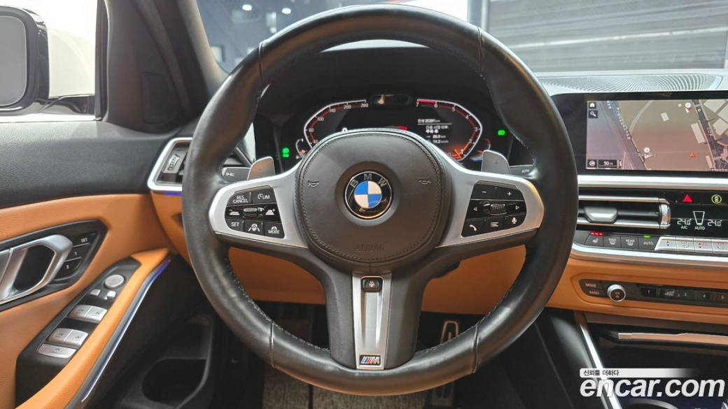 BMW 3-Series 320i M Sport, 2022