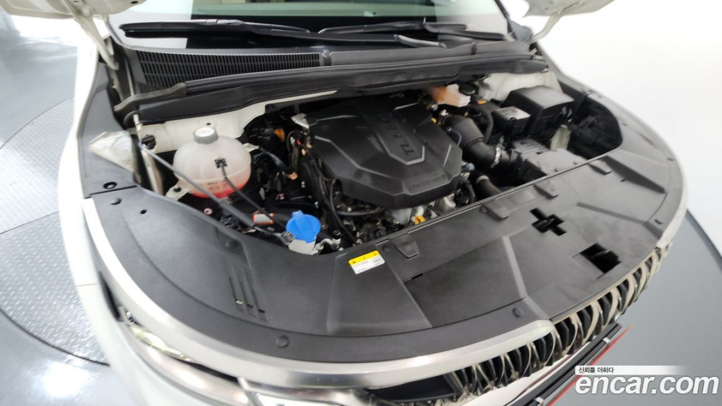 Kia Carnival 9-Seater Signature, 2022