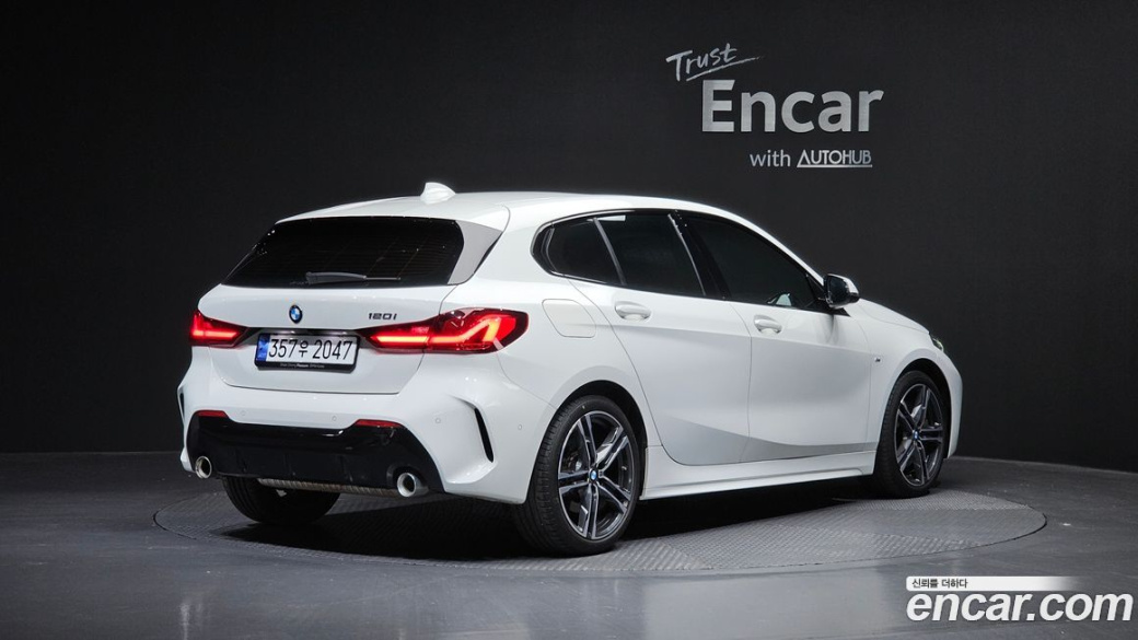 BMW 1-Series 120i M Sports, 2024