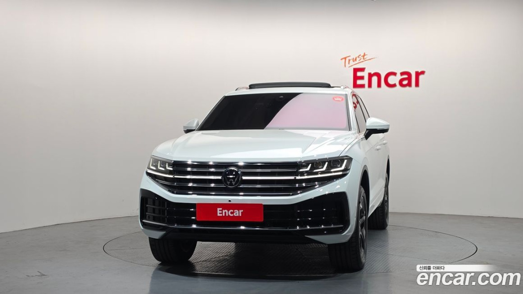 Volkswagen Touareg 3.0 TDI Prestige, 2024