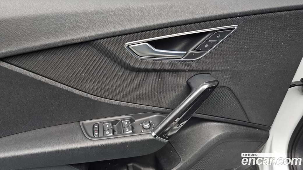 Audi Q2 35 TDI Premium, 2023