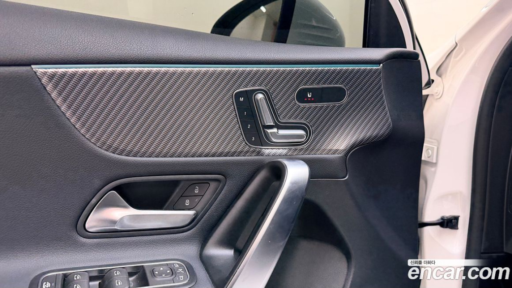 Mercedes-Benz A-Class A220 Hatchback, 2025