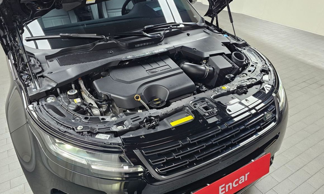 Land Rover Range Rover Evoque P250 Dynamic SE, 2025