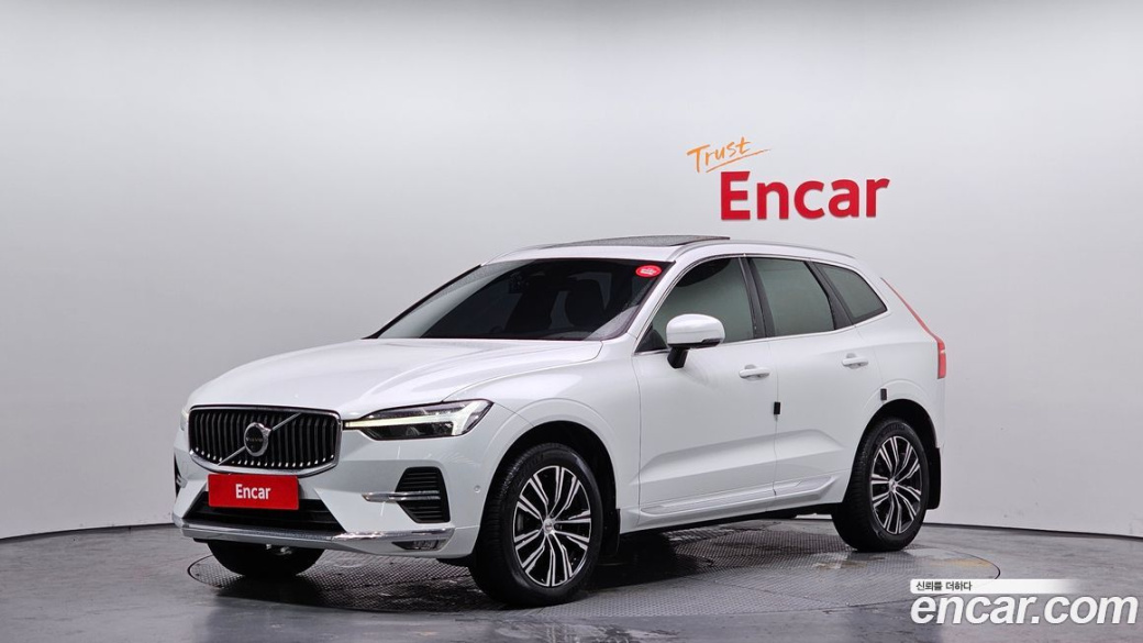 Volvo XC60 B5 Inscription, 2022
