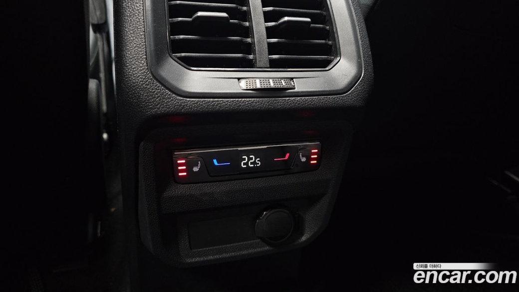 Volkswagen Tiguan 2.0 TSI Prestige, 2024