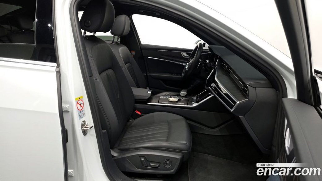 Audi A6 45 TFSI Premium, 2021