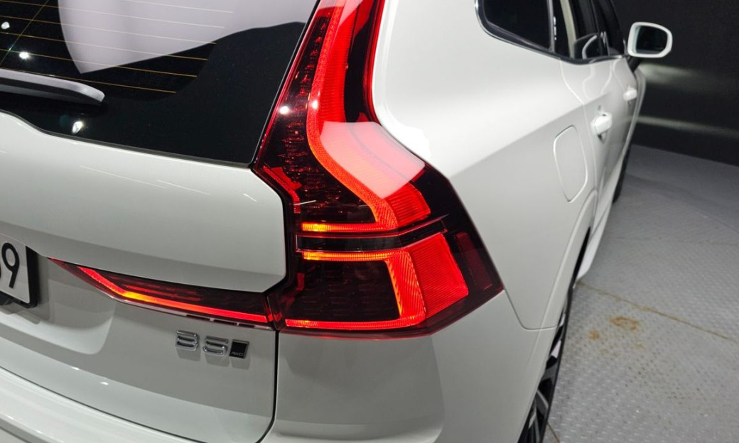 Volvo XC60 B5 Ultra Bright Air Sus, 2026