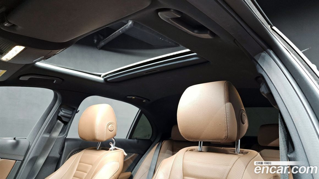 Mercedes-Benz E-Class E350 4MATIC Avantgarde, 2022