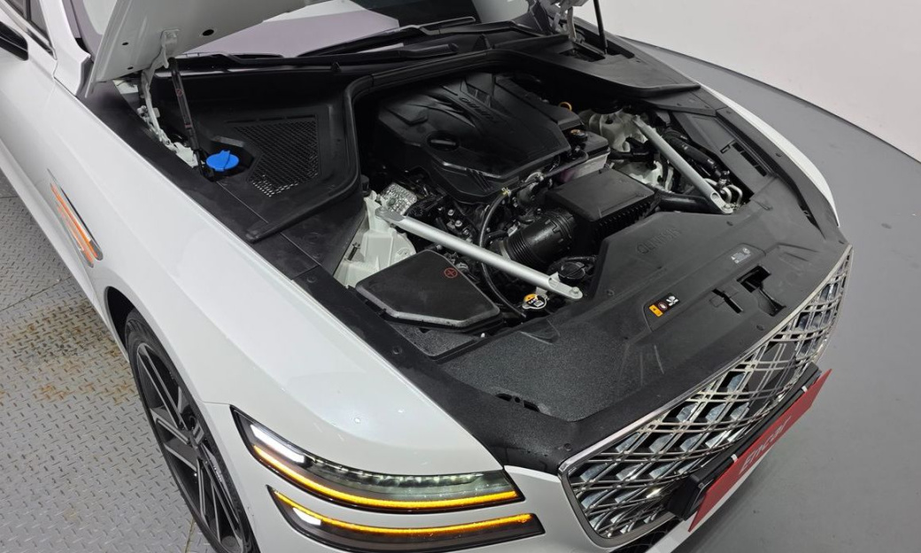 Genesis G80 Gasoline 2.5 Turbo AWD, 2025