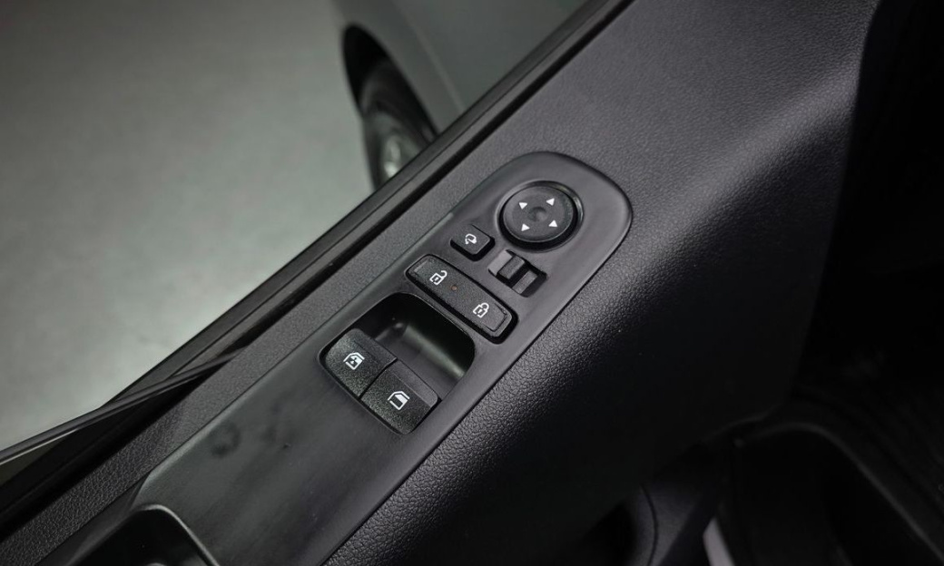 Hyundai Staria Tourer 9-Seater, 2025