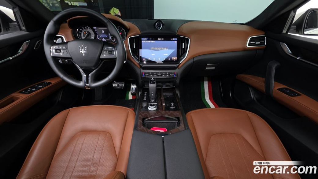 Maserati Ghibli 2.0 GT, 2022