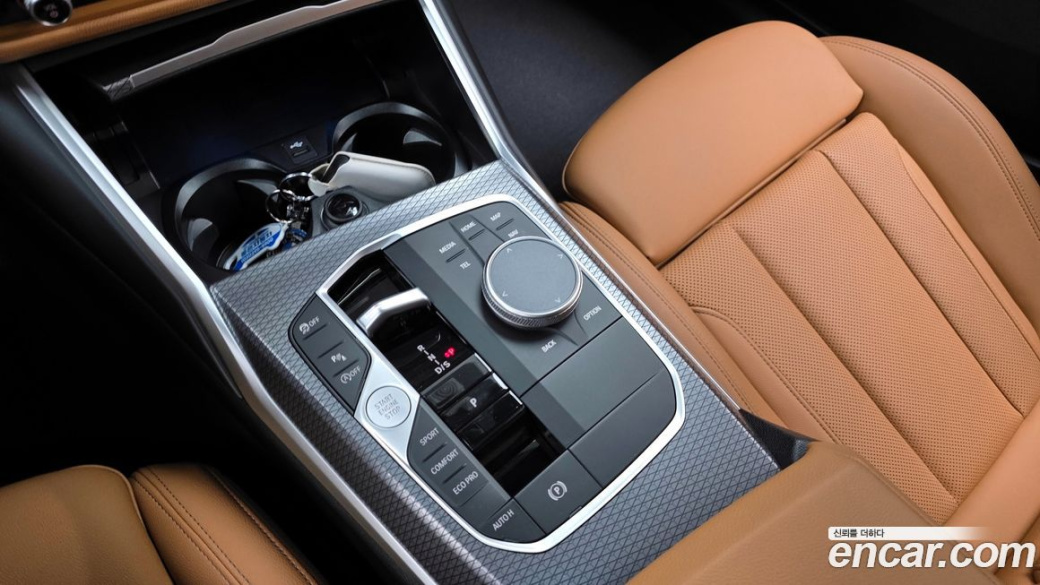 BMW 3-Series 320i M Sport, 2024