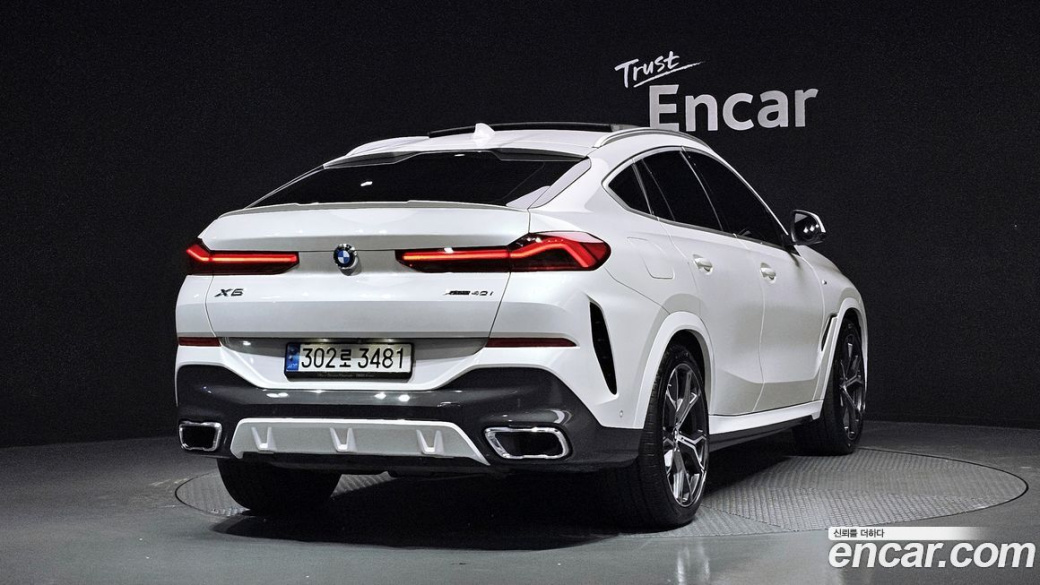 BMW X6 xDrive40i M Sport, 2022