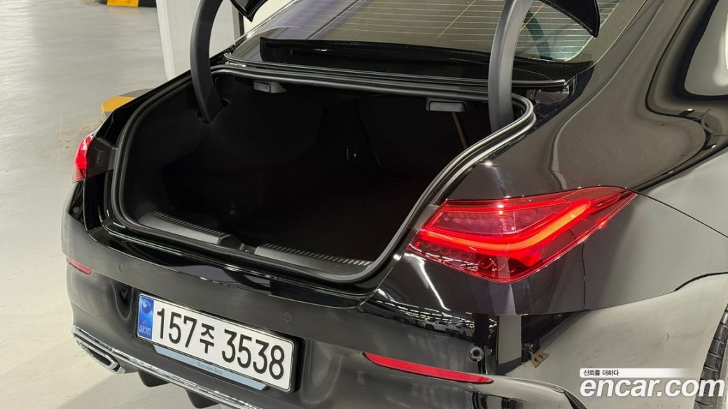 Mercedes-Benz CLA-Class CLA250 4MATIC, 2025