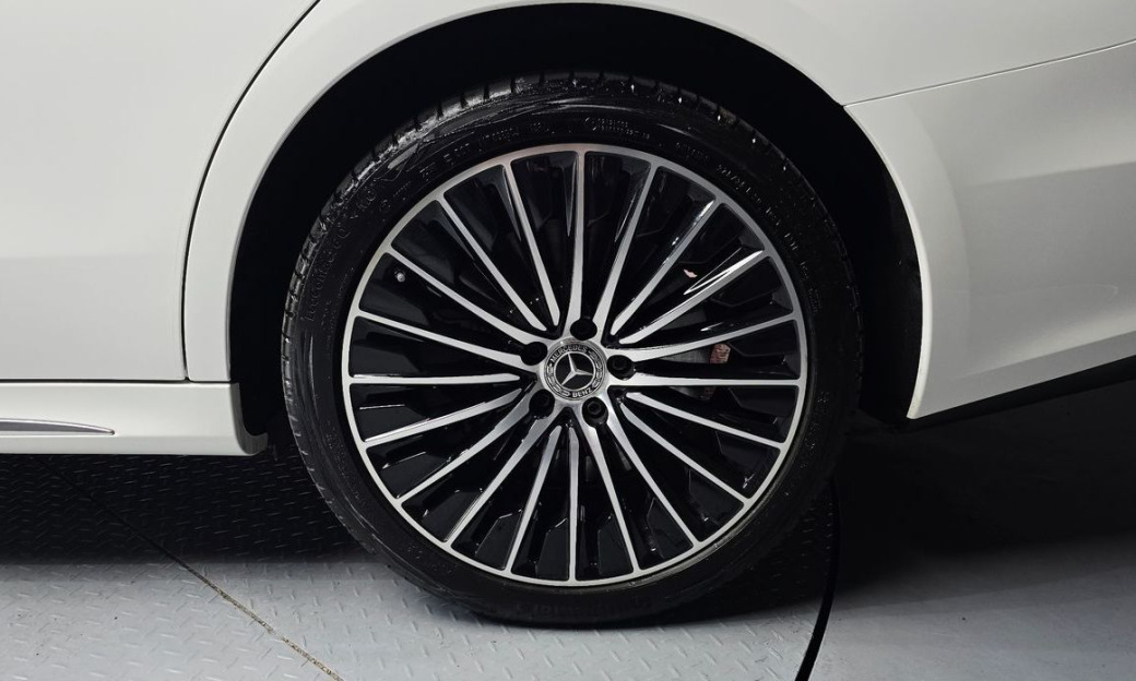 Mercedes-Benz E-Class E450 4MATIC Exclusive, 2024