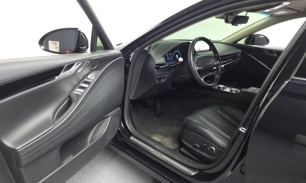 Genesis G80 Gasoline 2.5 Turbo AWD, 2023