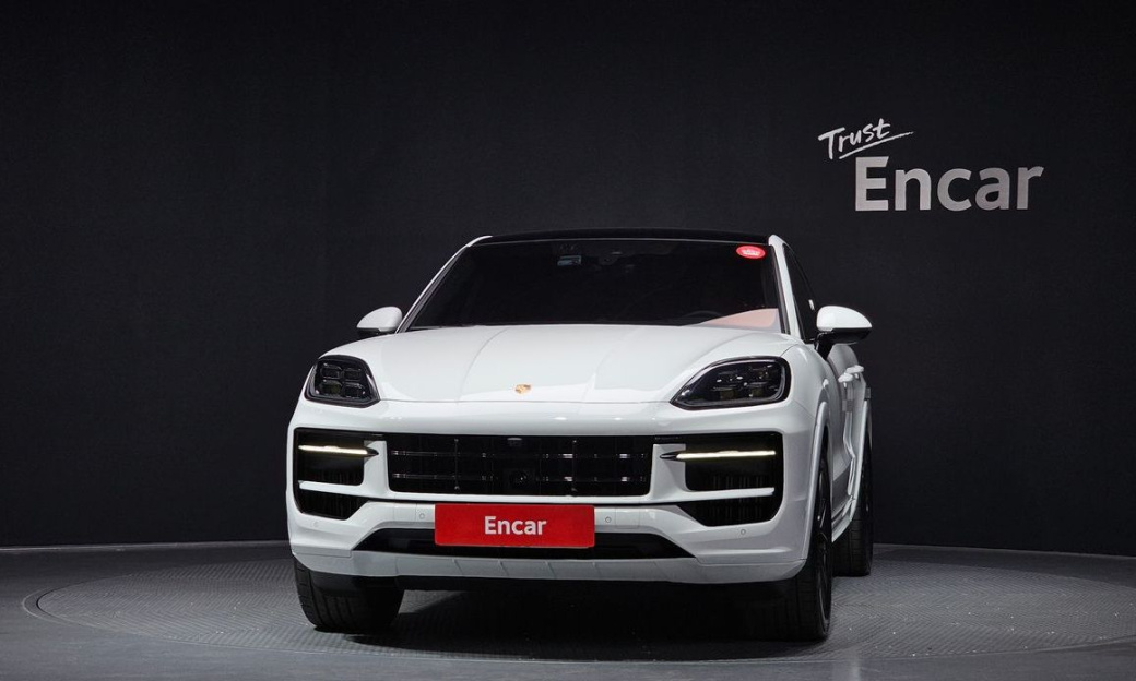 Porsche Cayenne 4.0 GTS Coupe, 2025