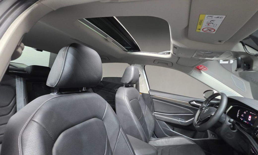 Volkswagen Jetta 1.4 TSI Prestige, 2021
