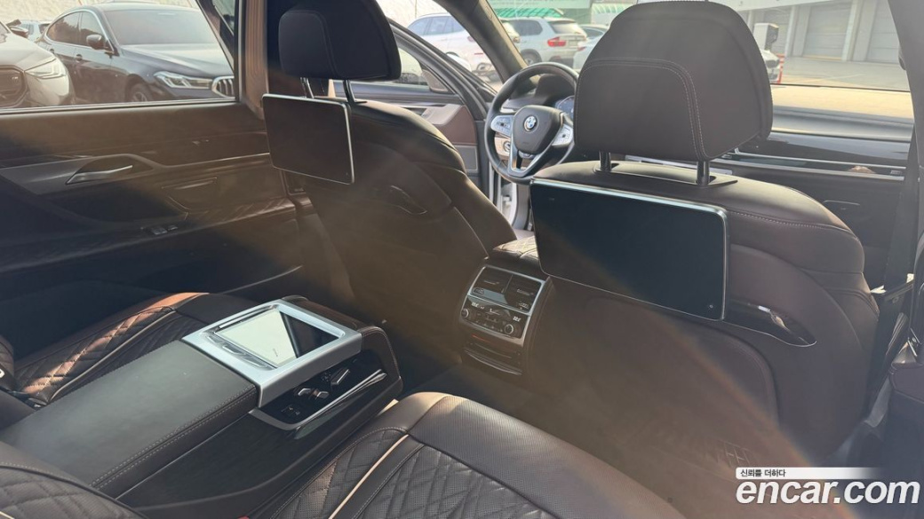 BMW 7-Series 730Ld xDrive Design Pure Excellence, 2022