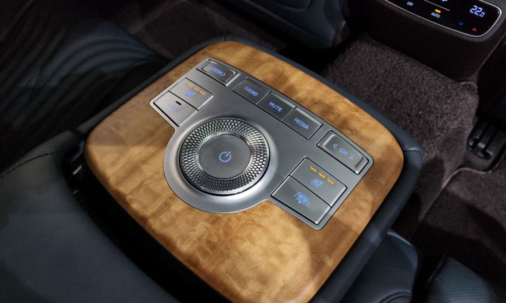 Genesis G80 Gasoline 2.5 Turbo AWD, 2022
