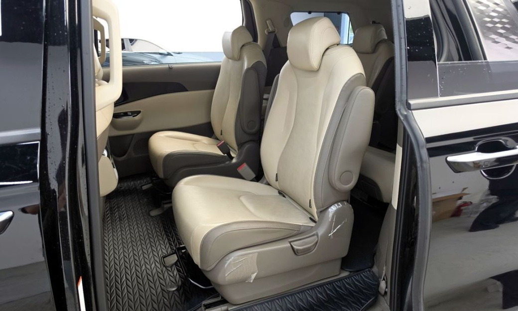 Kia Carnival 9-Seater Noblesse, 2023