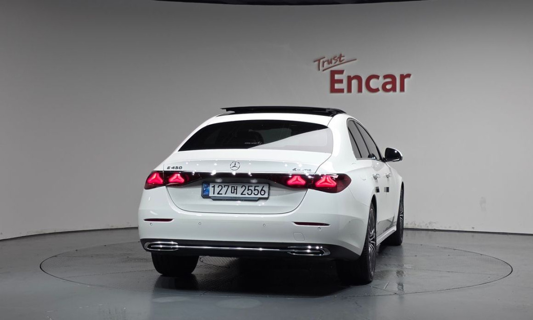 Mercedes-Benz E-Class E450 4MATIC Exclusive, 2024