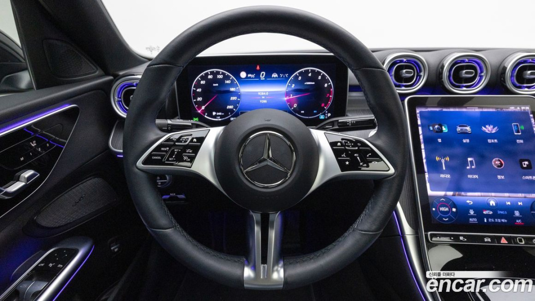 Mercedes-Benz C-Class C300 4MATIC Avantgarde, 2023