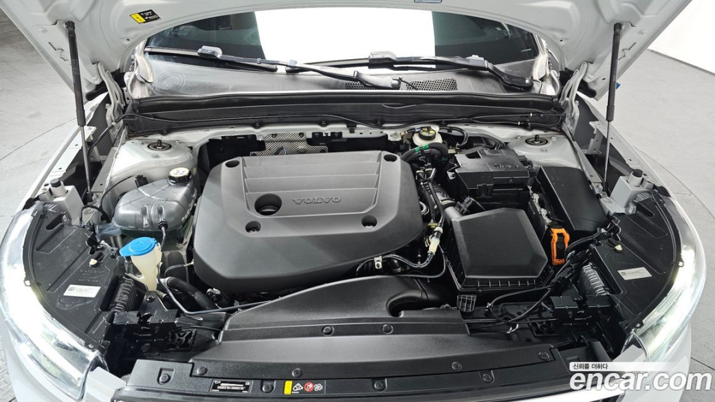 Volvo XC40 B4 Inscription, 2022