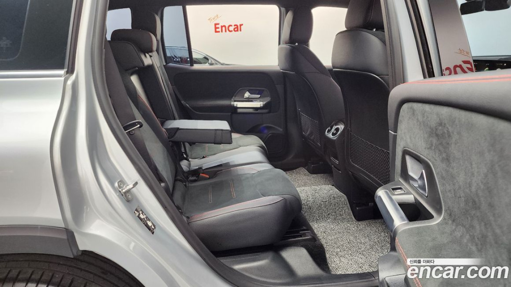 Mercedes-Benz GLB-Class GLB250 4MATIC, 2023