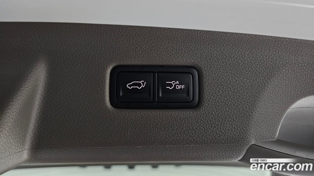 Kia Carnival 9-Seater Signature, 2023