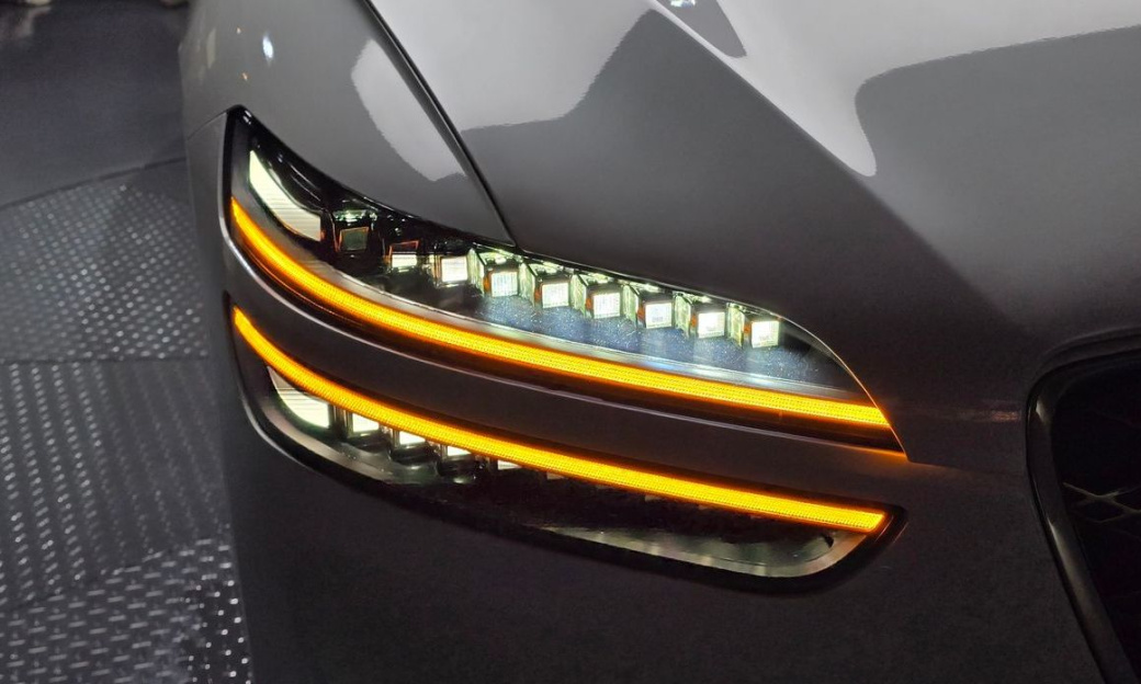 Genesis GV70 2.5T Gasoline 2WD, 2025