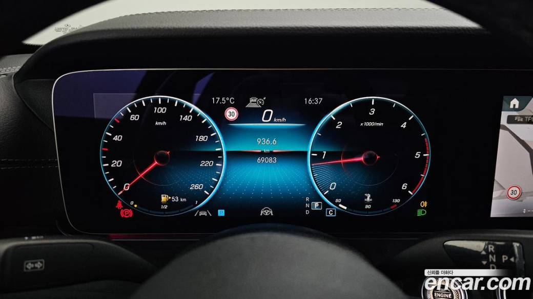 Mercedes-Benz E-Class E220d 4MATIC AMG Line, 2022