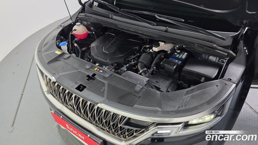 Kia Carnival 9-Seater Noblesse, 2022