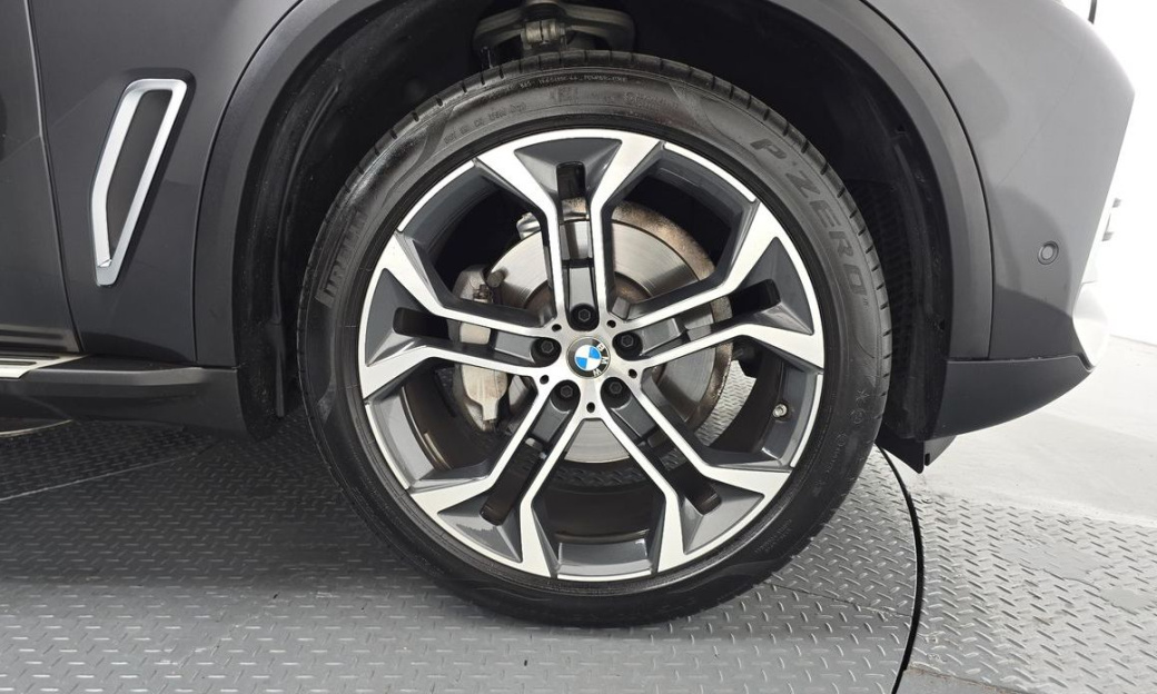 BMW X5 xDrive 40i xLine, 2022
