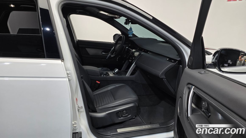 Land Rover Discovery Sport P250 Dynamic SE, 2025