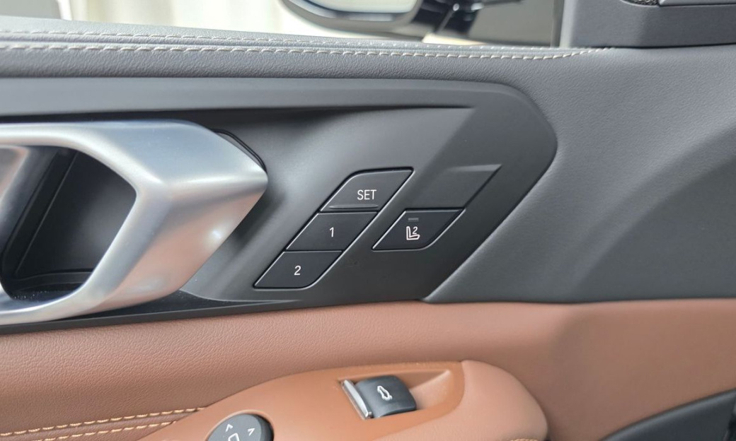 BMW X5 xDrive 40i M Sport, 2025