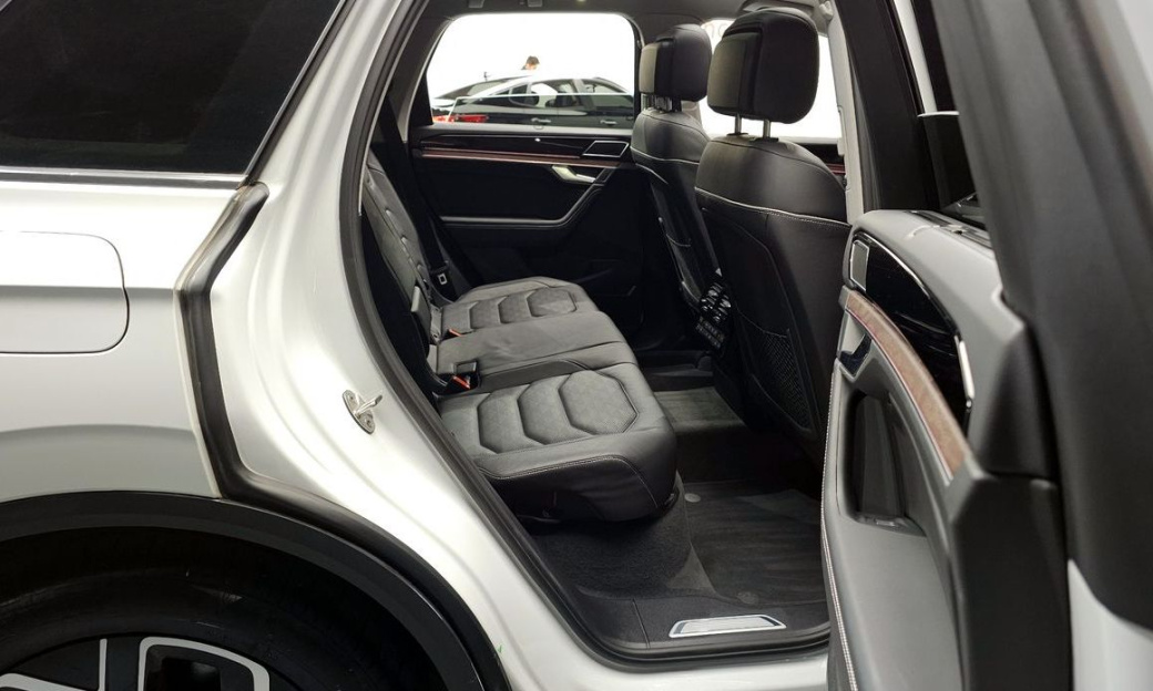 Volkswagen Touareg 3.0 TDI Prestige, 2024