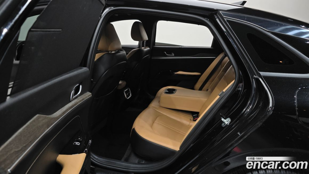 Kia K5 2.0, 2023
