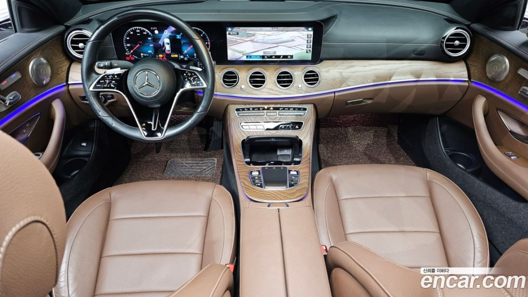 Mercedes-Benz E-Class E220d 4MATIC Exclusive, 2021