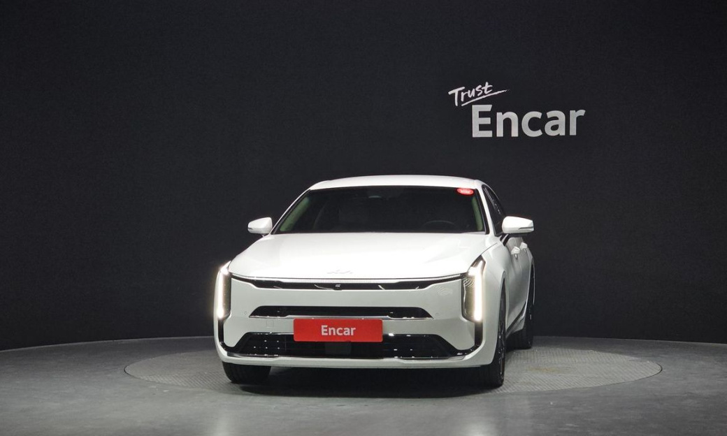 Kia K8 2.5 Gasoline 2WD, 2025